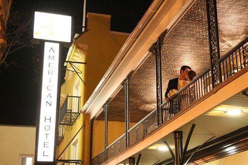 American Hotel Фрихолд Экстерьер фото